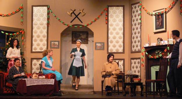 Ethel Fordyce, Pamela Fordyce, Jacqueline Fordyce, Annie, Mrs Puffin and Nicholas Fordyce